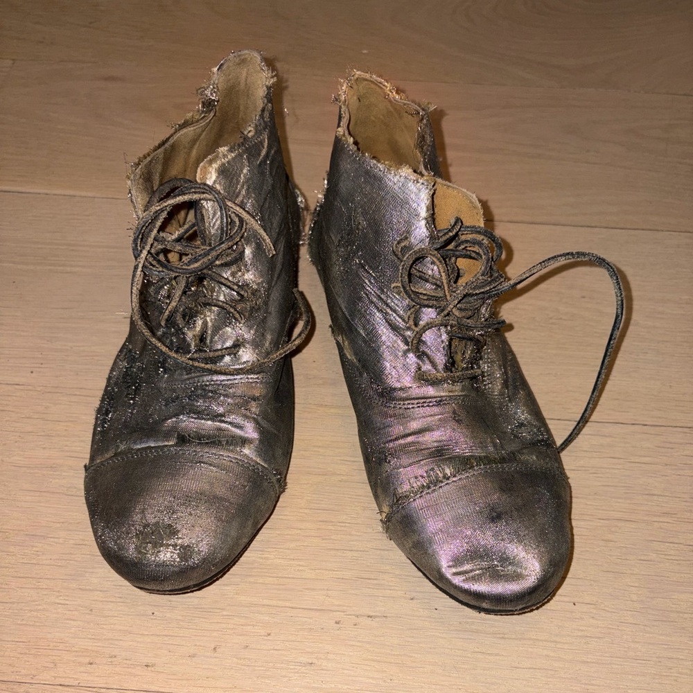 Magnolia Pearl Metallic Lace-Up Boots